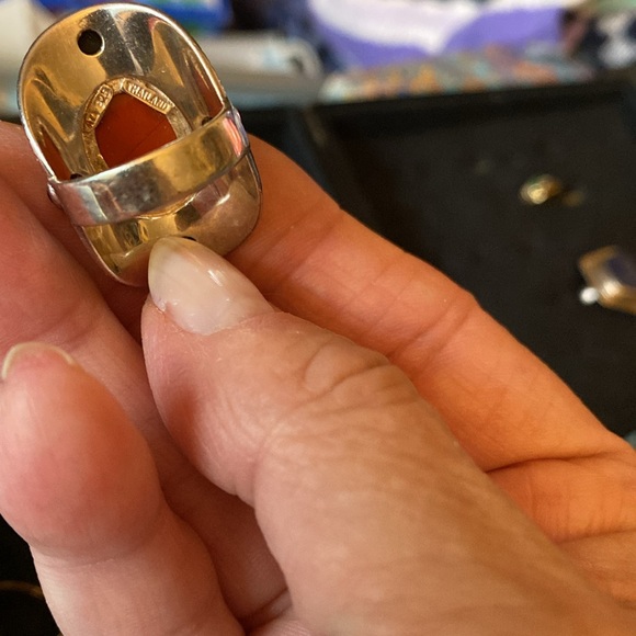 Unique Saddle ring Carnelian stone with Black Onyx stones around Size 6 925 SS - Picture 7 of 7